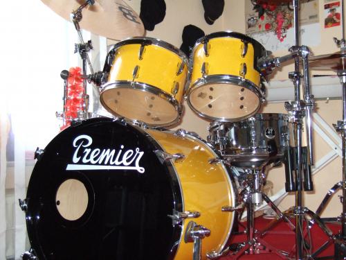 MF high quality drum (selbstgebaut) tony williams yellow sparkle und es ist MEINS ;-) ich liebe dich du schnstes set :-